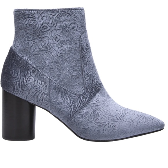 Women’s Alana by Matisse Gray Floral Jacquard Velvet Ankle Boots sz 7 - Picture 6 of 8